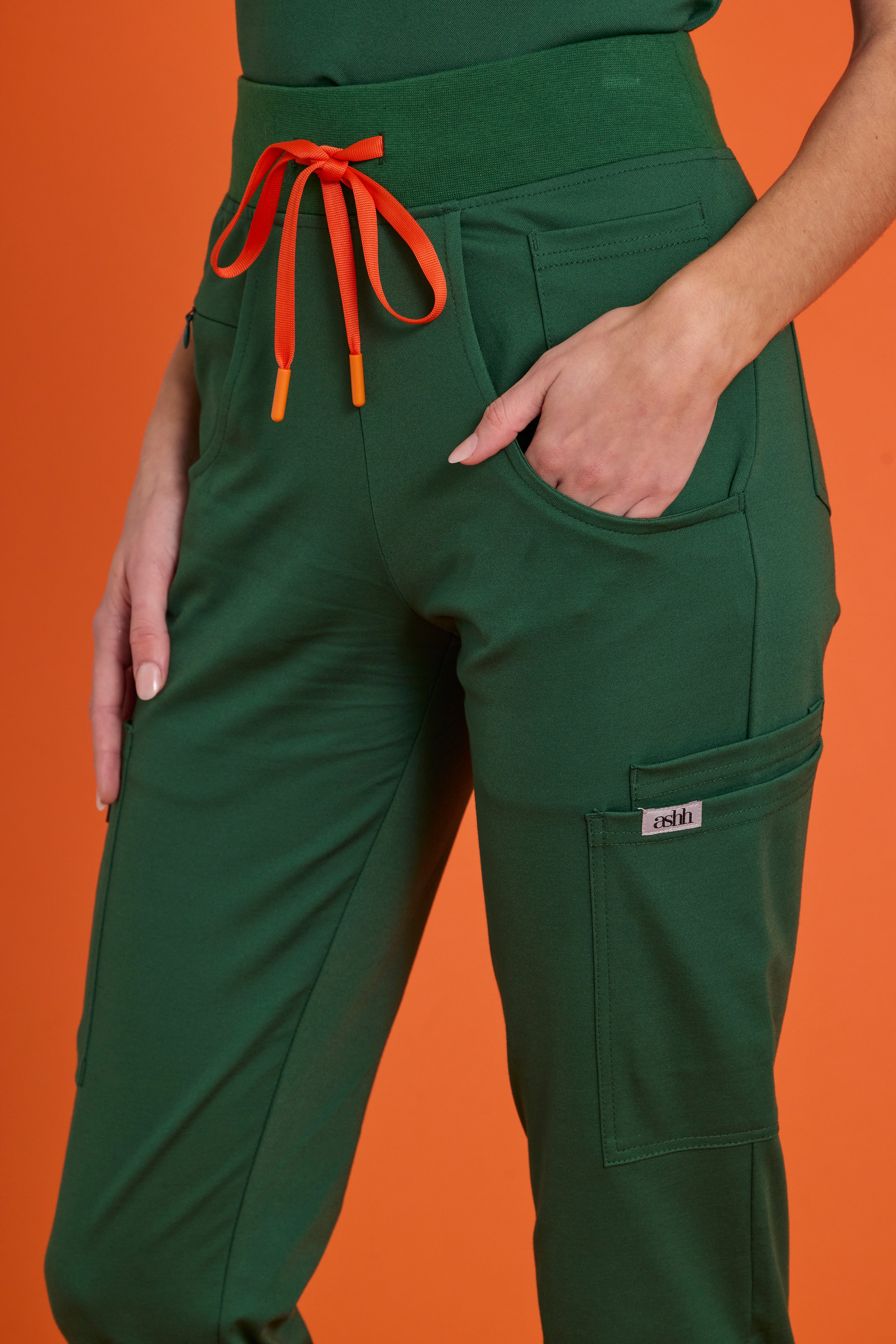 Aneesa Fit Scrub Jogger- Extended Colors