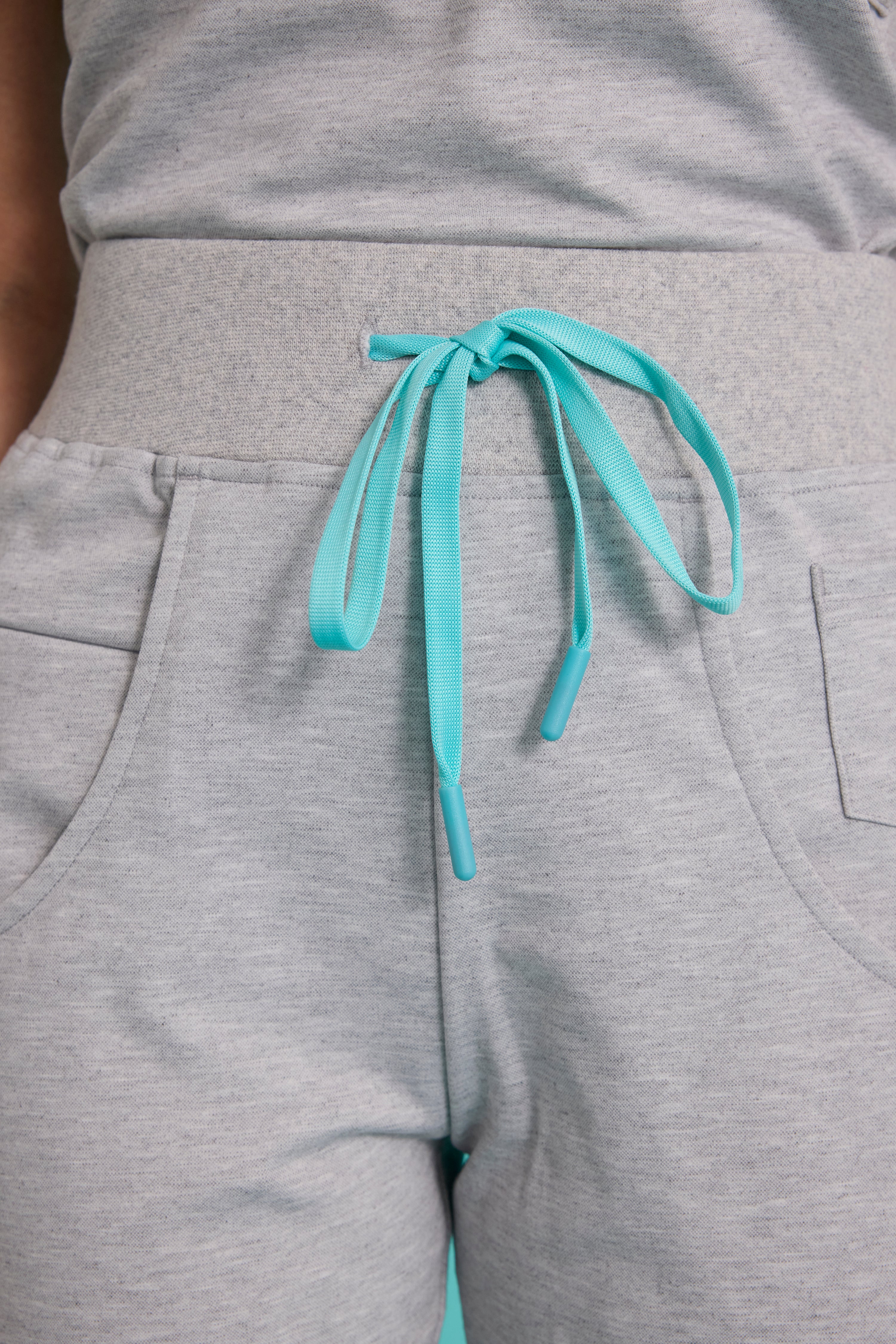 Aneesa Fit Scrub Jogger- Extended Colors
