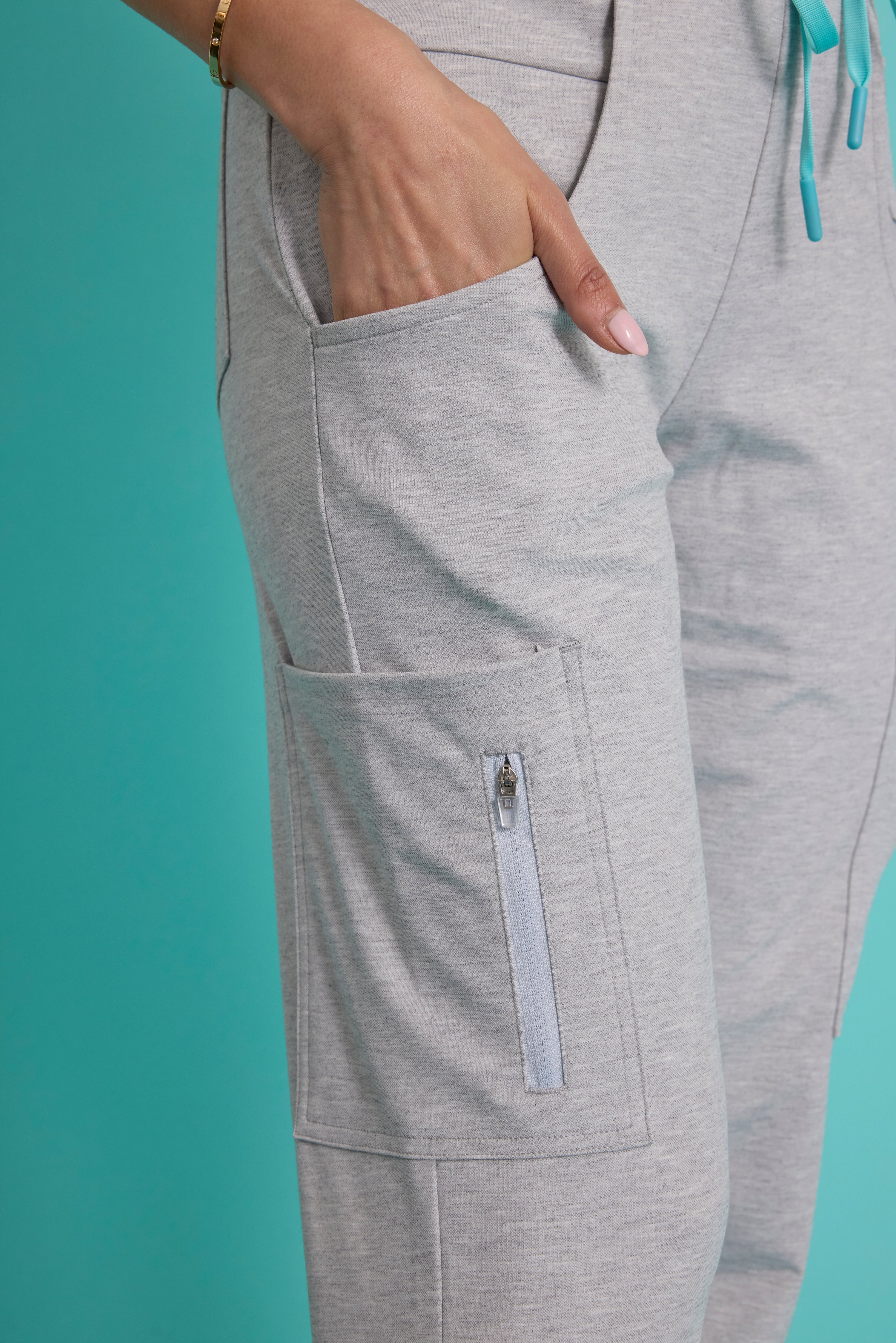 Aneesa Fit Scrub Jogger- Extended Colors