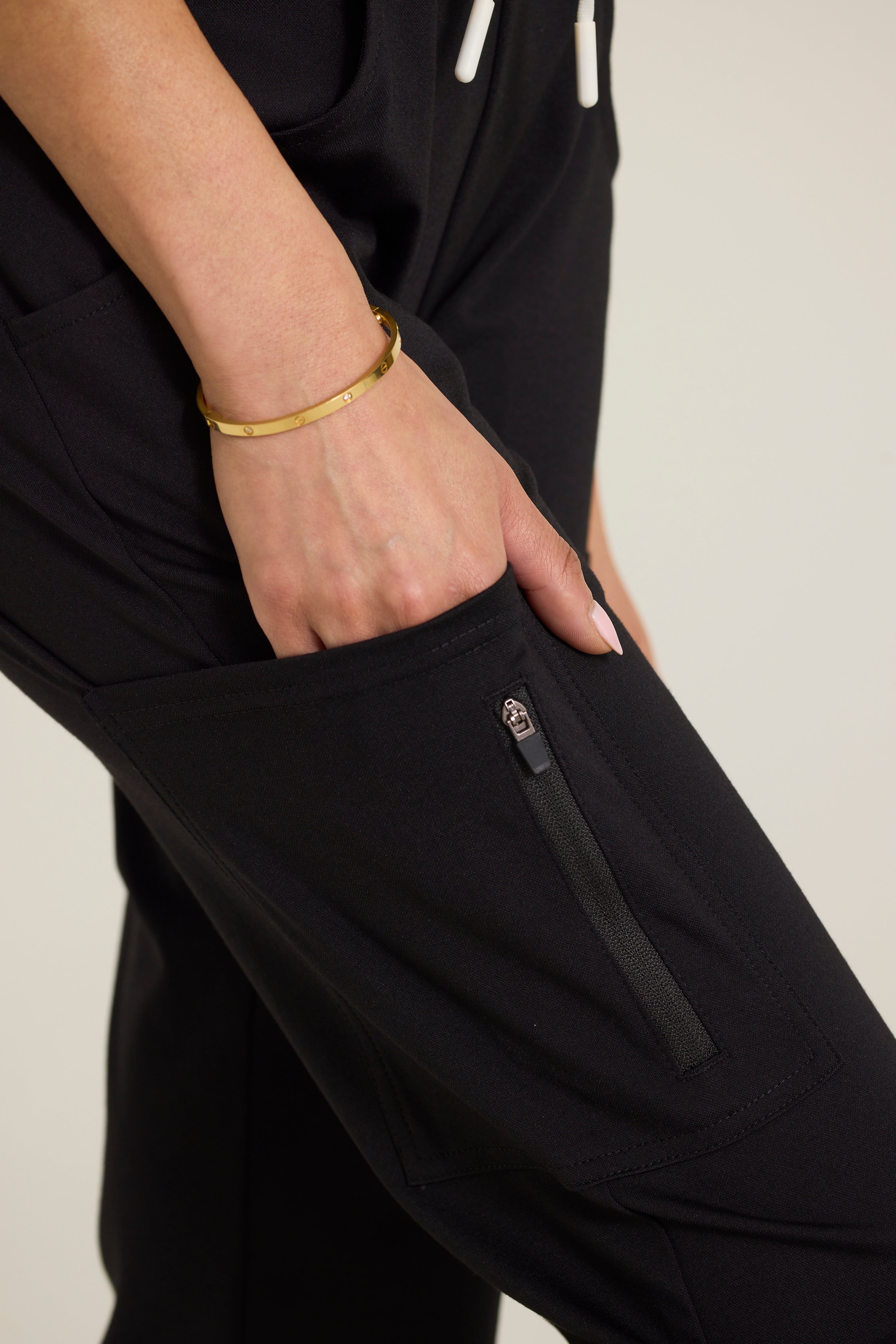 Aneesa Fit Scrub Jogger- Extended Colors