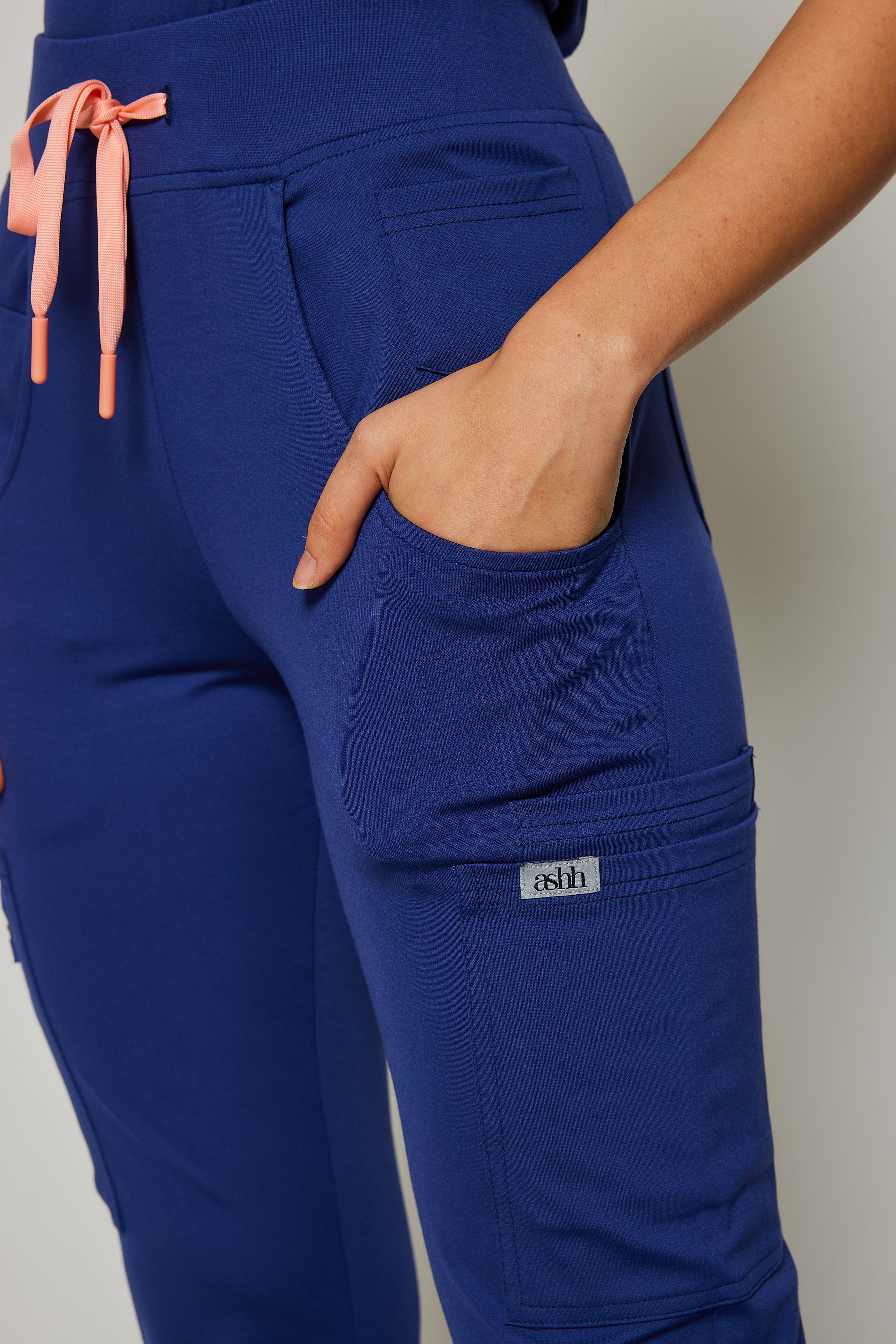 Aneesa Fit Scrub Jogger